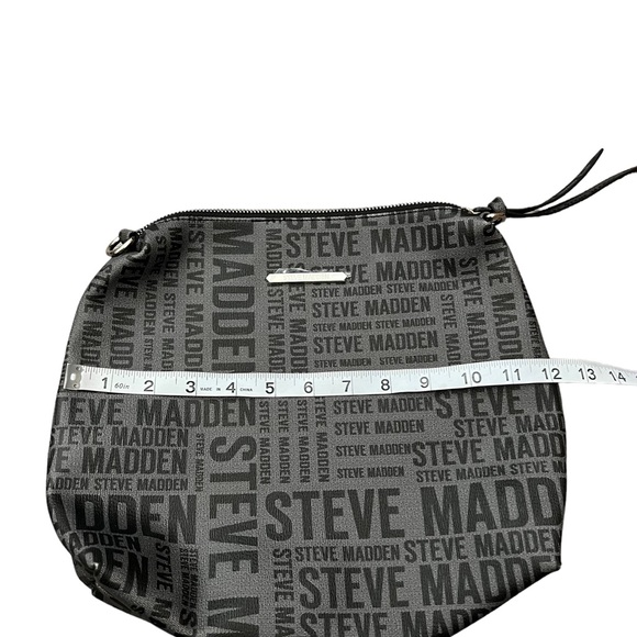 Steve Madden Cosmetic Makeup Bag - Picture 5 of 6